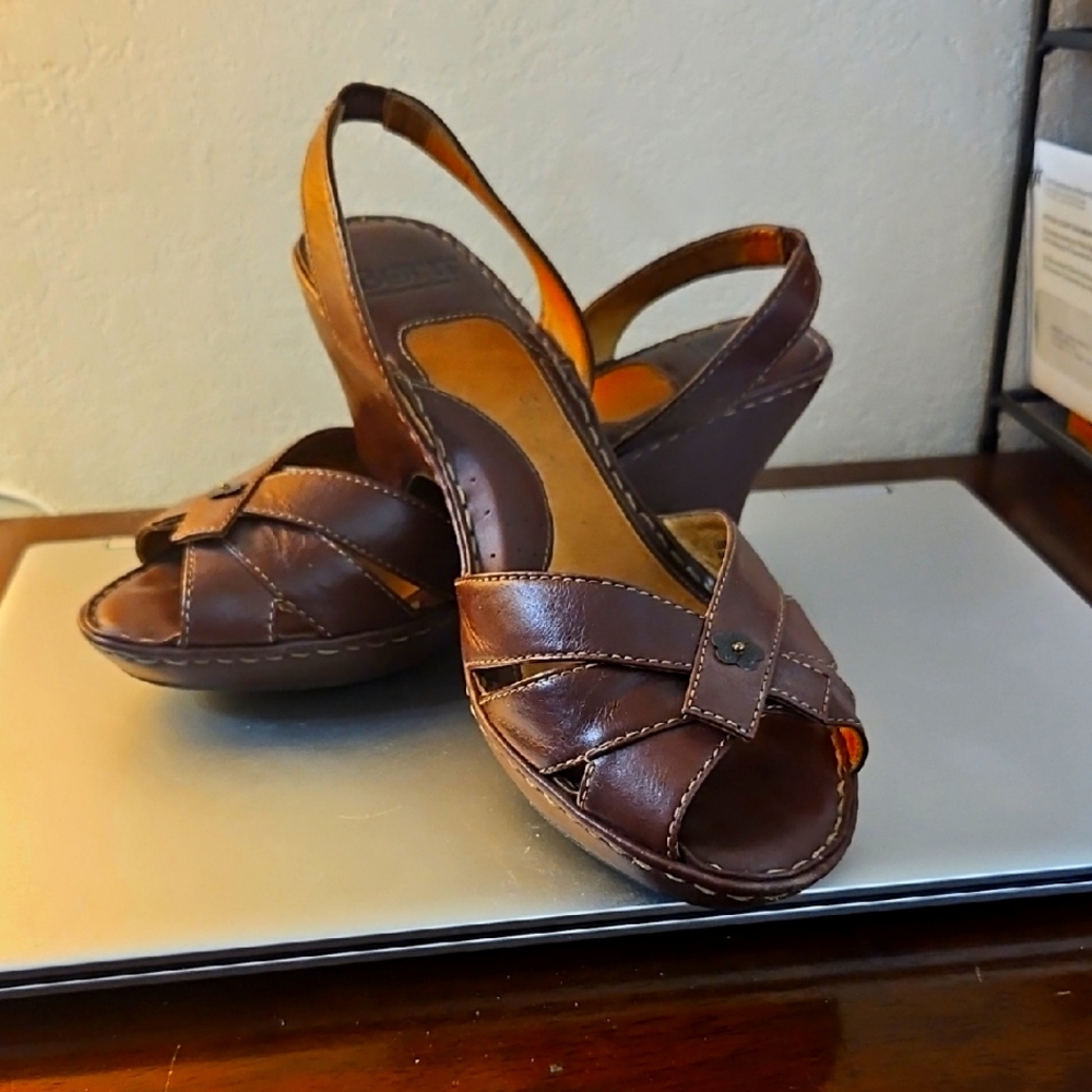 Born Brown Leather Sandals